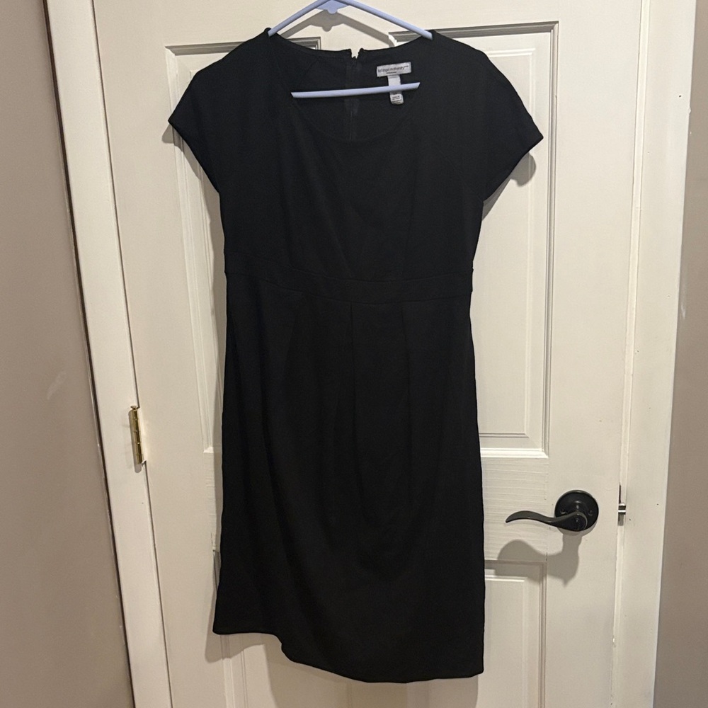 Liz Lange Maternity Classic Black Midi Dress